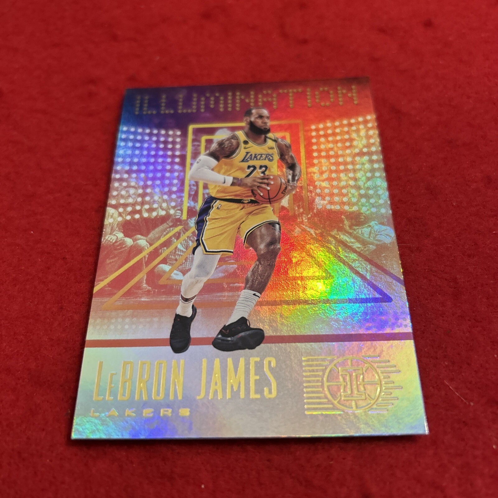 2019-20 LeBron James Panini Illusions Illumination #21 Insert