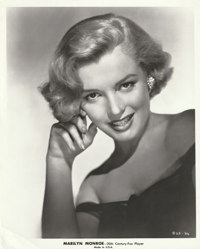 MARILYN MONROE ORIGINAL PUBLICITY PHOTOGRAPH