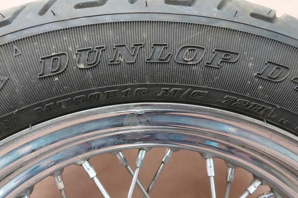 Llanta delantera Harley Davidson Heritage Softail 2007-2011 FLSTC MT90B16 Foto 3 de 4