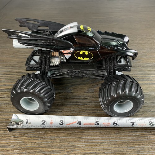 Hot Wheels Monster Jam Batman Batmobile 2 Time Racing Champion - 1:24 Scale - Picture 1 of 8