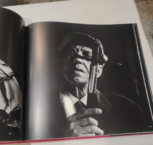 The Sevilla of Carmen by Robert Vavra SIGNED First 1st Edition LN HC 1985 - Picture 9 of 9
