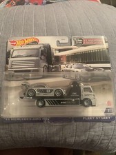 Hot Wheels 2016 Mercedes-Benz AMG GT3 1/64 Car Pickup Truck - HCR39