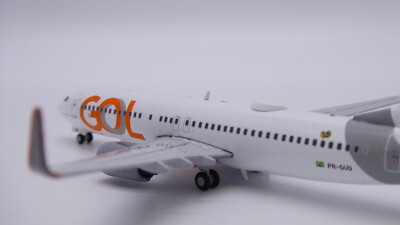 ゴル航空 737-800 PR-GUQ 1/400 GOL Linhas Aereas B737-800 Reg: PR-GUQ JC Wings 1:400