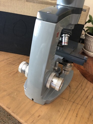 Vintage American Optical Spencer Microscope Series 10 Microstar W/Case - Picture 6 of 8