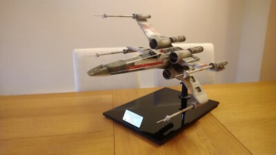 Star Wars X Wing Red 12 Pyro Studio Scale 1/24. Cast of original ILM parts. 