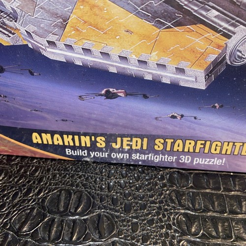 New Milton Bradley Puzz 3D Star Wars Anakin's Jedi Starfighter 505 Pieces - Picture 2 of 12