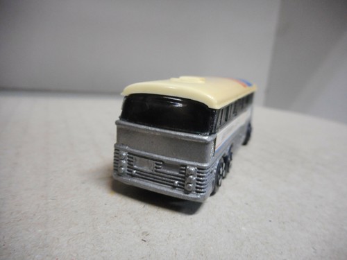 GREYHOUND AUTOBUS USA 7,5cm/apx 1:64 PLAYART USADO/NO BOX - Foto 3 di 5