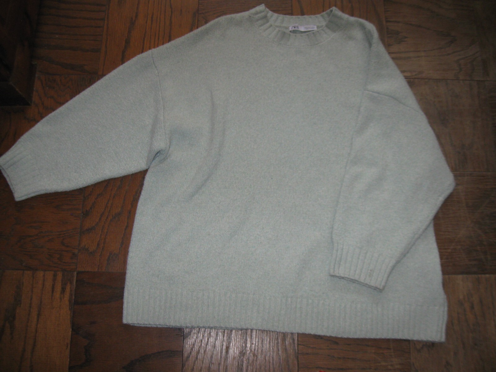 Picture 4 of 5