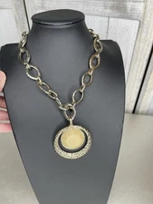 Premier Designs Chunky Statement Slide Pendant Gold Hammered Chain Necklace