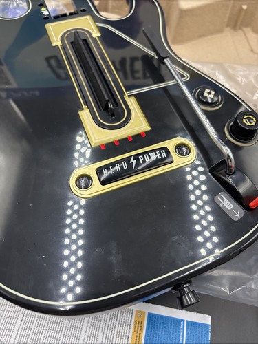 PS4 GUITAR HERO LIVE WIRELESS GUITAR - BOXED - DONGLE, STRAP & GAME BUNDLE - Picture 8 of 21