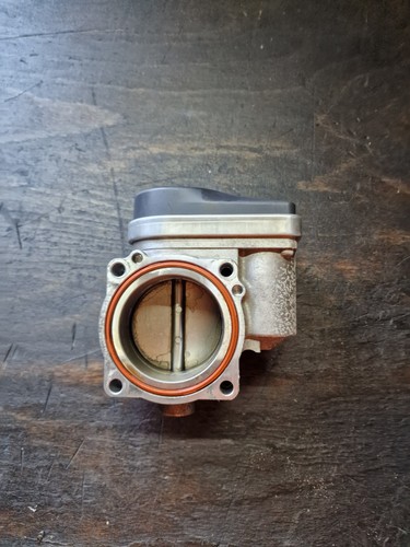 Bmw E46 316i 318i Drosselklappenstutzen  Drosselklappe  1439224