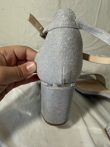Jones of New York EDIE ankle strap sandal SILVER SZ 8.5 NEW - Picture 9 of 15