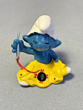 W. GERMANY 1979 TAILOR SMURF figure With Threaded Needle 20063 Peyo Schleich 1