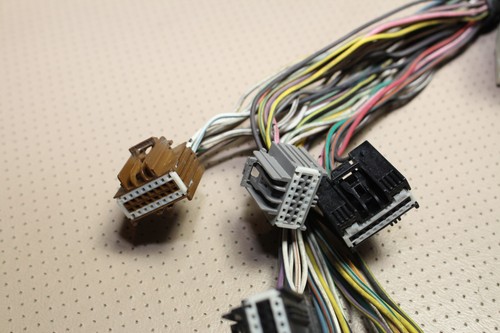 06 DODGE RAM 1500 TRUCK GAS 4x4 INTEGRATED MODULE TIPM WIRING w/ PLUGS 56049889 - Picture 7 of 13