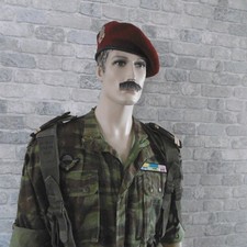 Parachutiste : uniforme