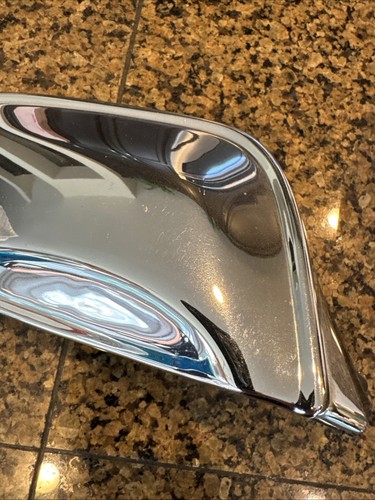72-74 Mercedes R107 350SL EARLY Small Right Rear View Door Wing Mirror Assembly - Picture 21 of 24
