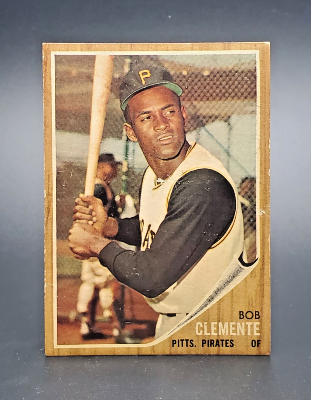 1962 Topps #10 Roberto Clemente HOF EX/EX-MT SHARP! TOUGH! LOOK! Pirates!