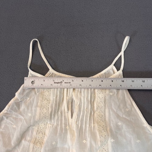 LOFT Women’s White Camisole Tank Top Size LG Lace Embroider Diamond Pleated Ann - Picture 3 of 8