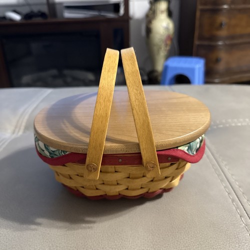 Longaberger 2004 Tree Trimming Gumdrop Basket with Liner / Lid / Tie-On Perfect - Picture 3 of 11