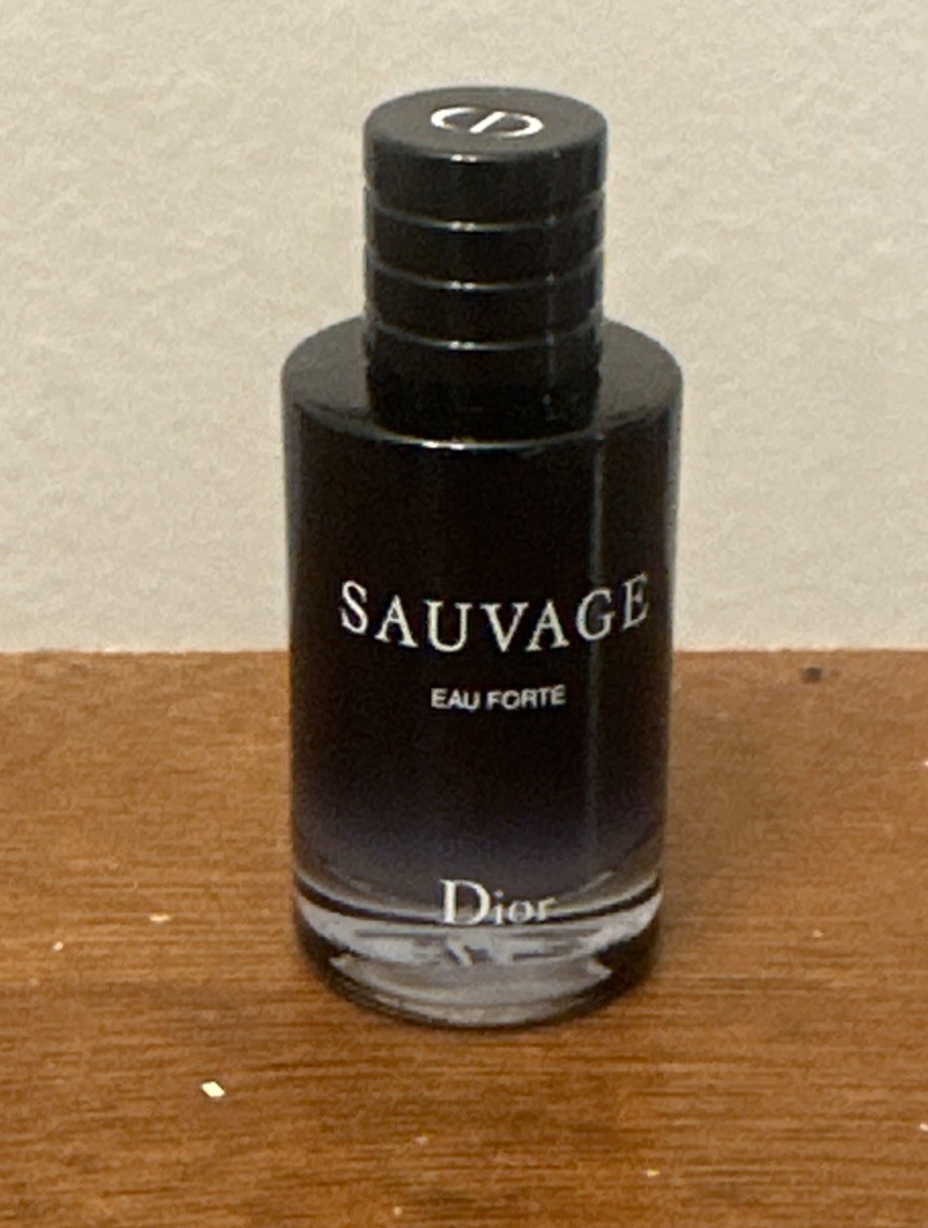 Amazon.com: Dior Christian Sauvage Eau Forte Parfum For Men