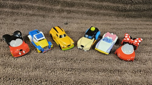 Disney 100 Coches Personajes HotWheels - Juego de 6 Aniversario Coleccionables - Sueltos - Imagen 2 de 8