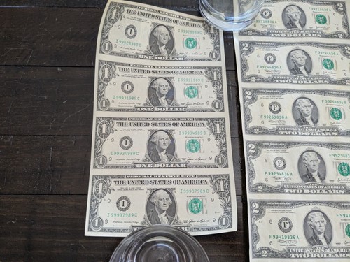 Uncut Sheet of 32 2003 $2 Bills ($64 Face Value) + UNCUT 1995 $1 SHEET (4) - Picture 3 of 17