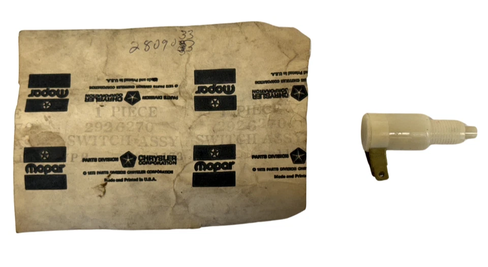 Interruptor de lámpara de luz de parada de servicio pesado Dodge Plymouth Chrysler 1969-1977 2926270 nuevo de stock Foto 2 de 4