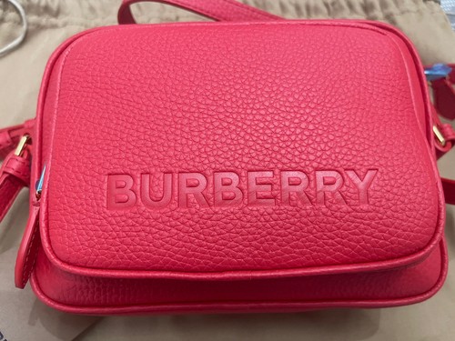 NWT BURBERRY SMALL CAMERA BAG RED LEATHER CROSSBODY STYLE 8061570 ITALY - Picture 2 of 10
