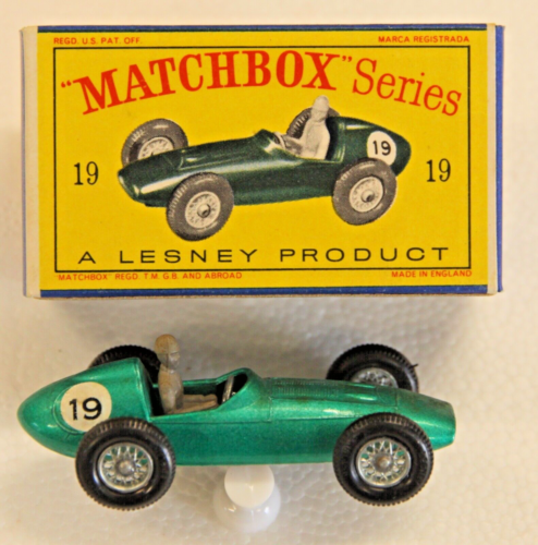 Matchbox No 19 C6 ASTON MARTIN #19 DBR5 1/75 series Lesney Vintage diecast - Picture 2 of 12