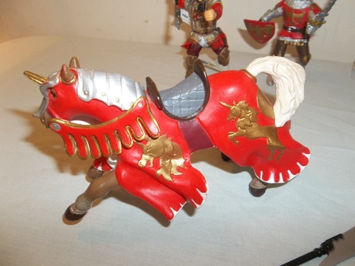 Vtg Lot of Papo Medieval Knights Horses Weapons Toy Figures - Picture 5 of 10