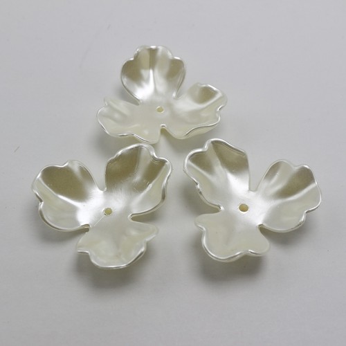 20 Ivory Acrylic Large Pearl Flower Beads Cap 38mm Center Hole Sewing Craft - Picture 5 of 7