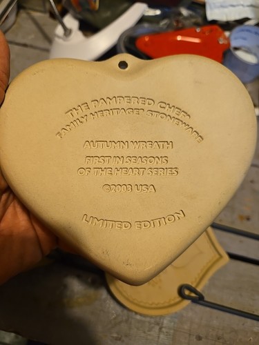 1 Pampered Chef Season of the Heart Series -3 Brown bag cookie Art Molds & Rack - Picture 6 of 9