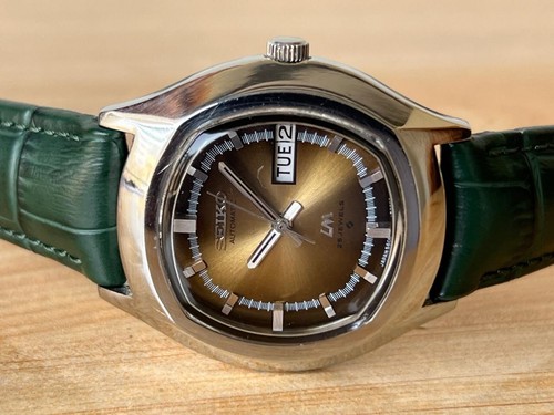 Vintage Seiko LM 25 Jewels RARE Dial 5606-5140 Automatic Mens Watch, 35mm