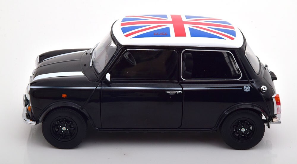 KKDC120052R KK scale 1:12 Mini Cooper 1990 black/white/Union