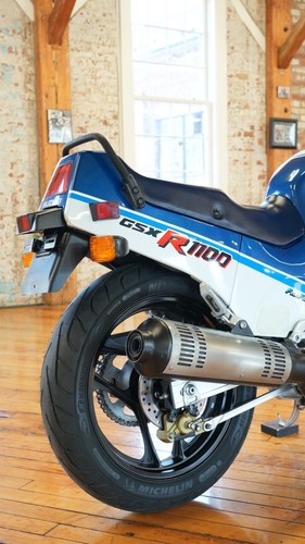 1987 Suzuki GSX-R - Picture 4 of 36