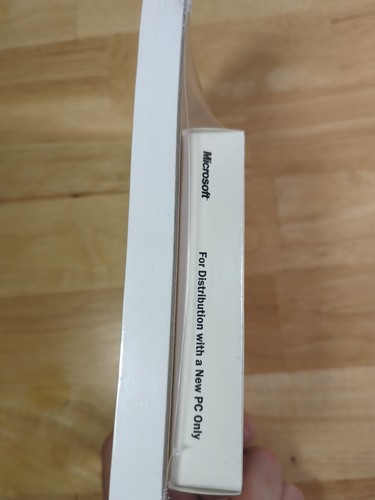 The Works Companion : Microsoft Works for Windows 95 Sealed - Picture 4 of 4