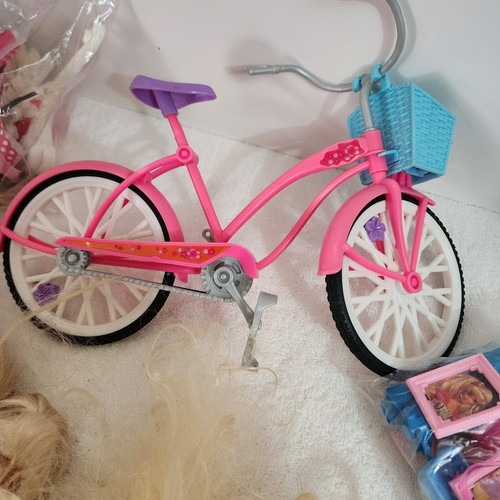 Large Barbie Etc Lot Accessories Dolls Etc - Picture 5 of 12