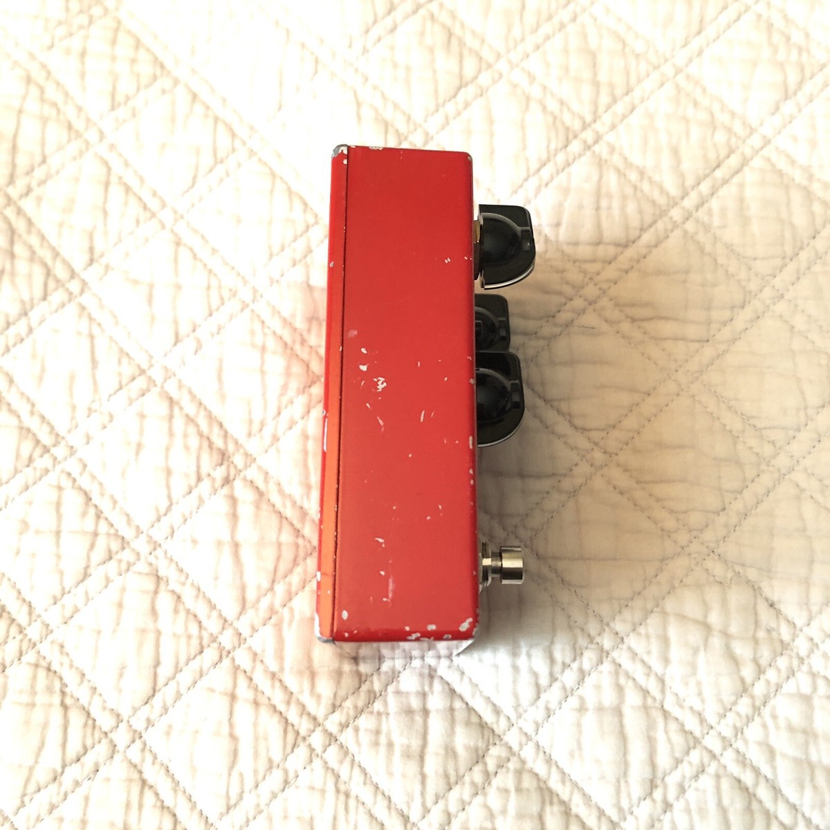 → T-REX EFFECTS ← Pedals for guitar and bass players!