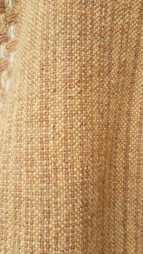 Poncho de lana artesanal boho tejido a mano marrón tostado asimétrico vintage de Karla Taylor - Imagen 6 de 8