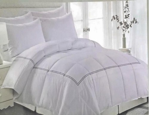 Bella Russo Comforter Elegant White with Black Stripe FULL/QUEEN Gift Idea NEW - Picture 1 of 4