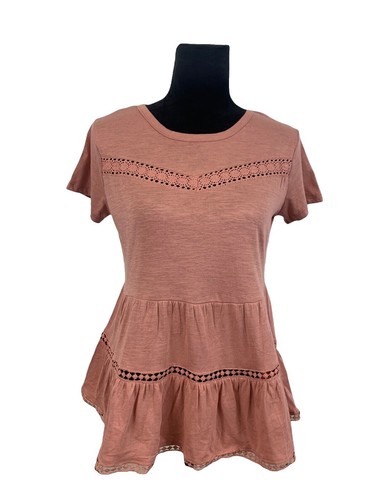 Haut Noir Manches Courtes à Fleurs Derek Heart – Taille M – Neuf Avec étiquettes