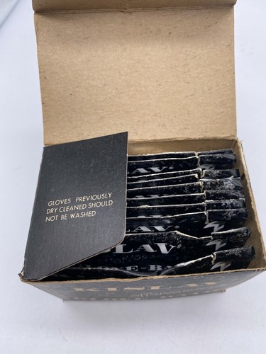 Vintage Box Of Kislav Effervescent Glove-Bat Soaps Great Display - Picture 5 of 8