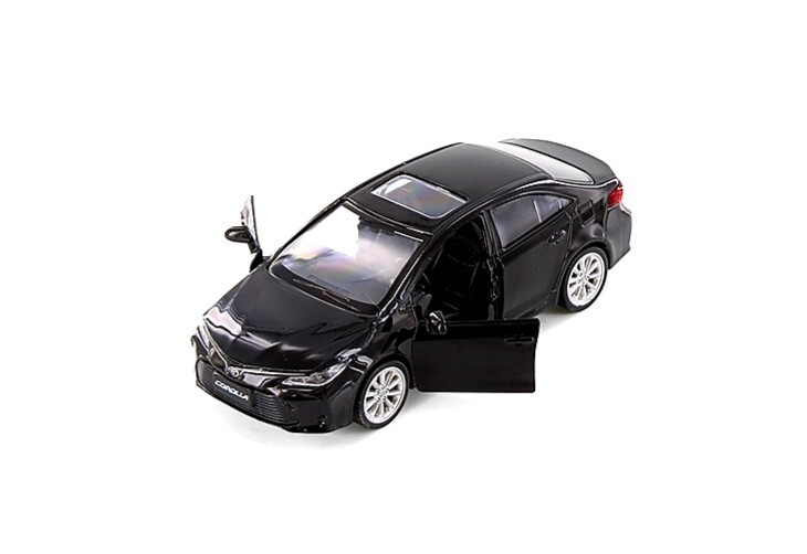 67813 Showcasts - Toyota Corolla Hybrid (1/43 scale diecast(4.5