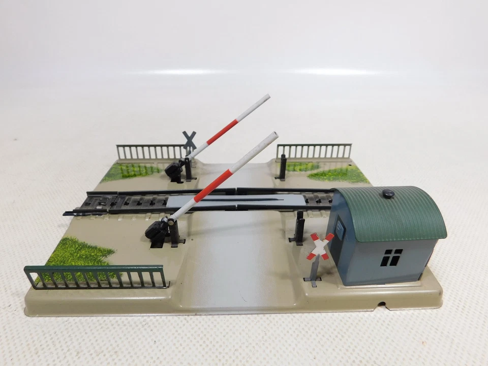 Märklin H0 AC 7390 Sheet Metal Railroad Crossing M Track Mechanical Very Good # - Image 2 of 4