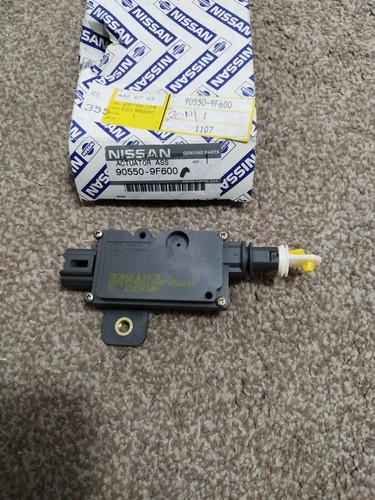 Genuine Nissan Primera P11 Tailgate Opening Actuator New 905509F600 - Picture 5 of 5