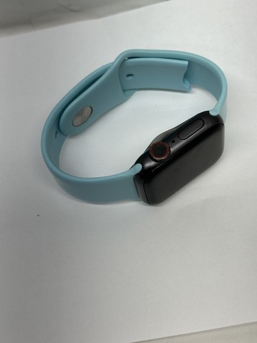 Apple Watch Series 5 40mm GPS + Cellulaire Bleu Sidéral avec Bracelet Sport (41273) - Photo 4 sur 4