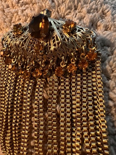 VINTAGE GOLD TONE AMBER RHINESTONE DANGLE BROOCH PIN - Picture 5 of 9