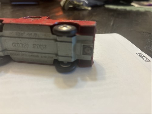 Vintage Corgi LAND ROVER 109" W.B. Truck - 3 3/4" Long Red - Picture 8 of 11