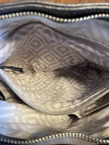 Brighton Pretty Tough Crossbody Purse Pewter Rex Leather Silver Studs Pebble - Picture 11 of 20