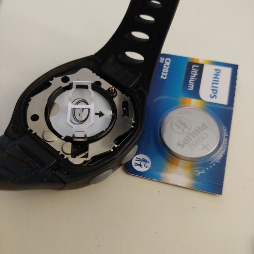Mio Sport Smart Wrist Watch Heart Rate Monitor Alarm DayDate - Picture 6 of 7